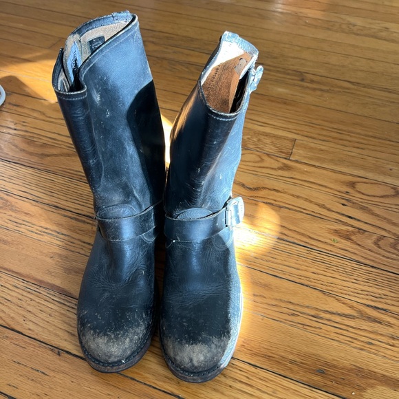 Frye Veronica Boots Leather Engineer Moto Boot Distressed, black Sz 8 - Picture 3 of 7